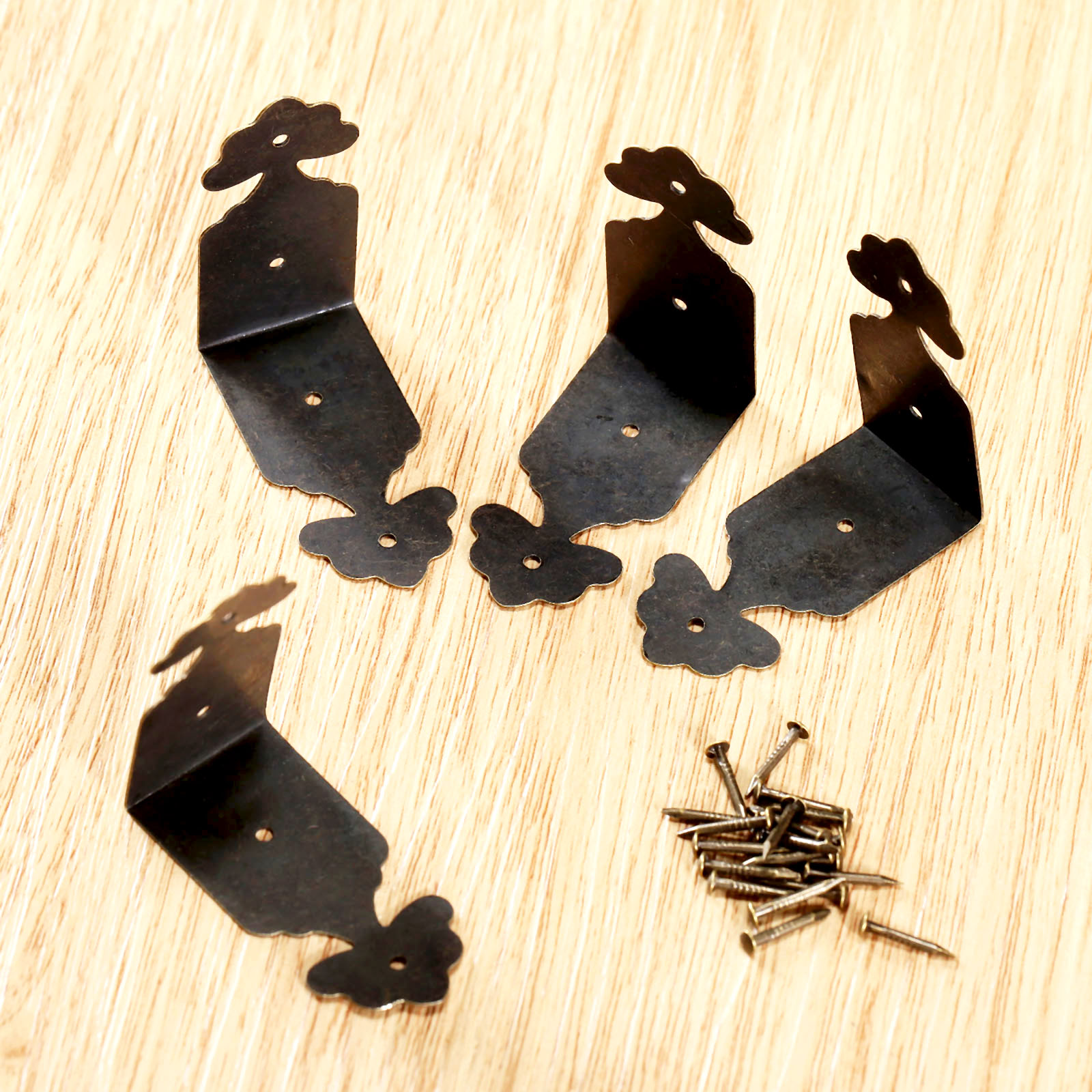 4 Góc Trang Trí Bảo Vệ Sắt Hoa - đánh giá và giá Furniture Hardware For Legs